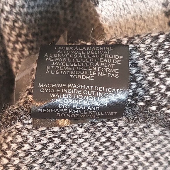 Cheri Bliss Plain Outwear with Buttons - Picture 8 of 11